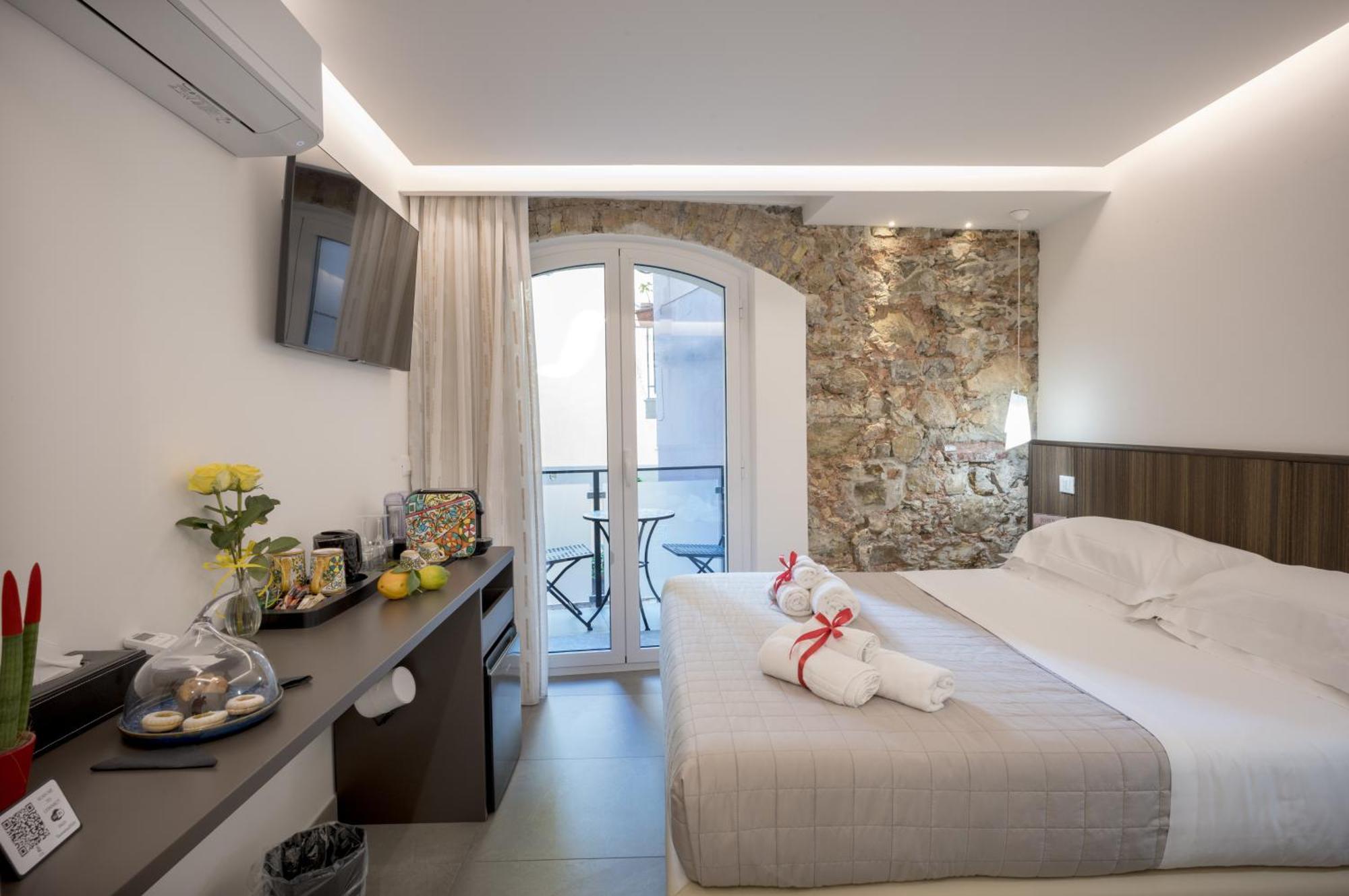 Taormina Charming Rooms Exteriör bild